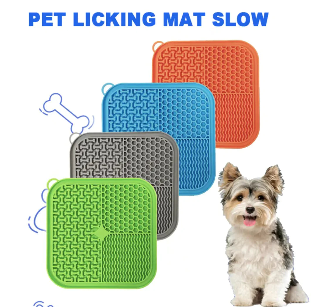 Calming Dog Lick Pad with Suction